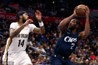 看他们在比 看他们在比