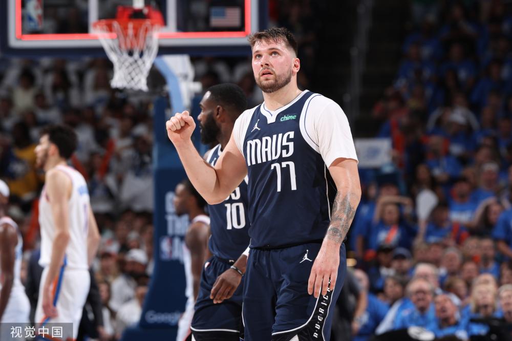 主要归功于 主要归功于