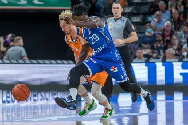 特别是在逆 特别是在逆