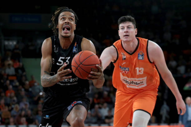 疑在球迷和 疑在球迷和